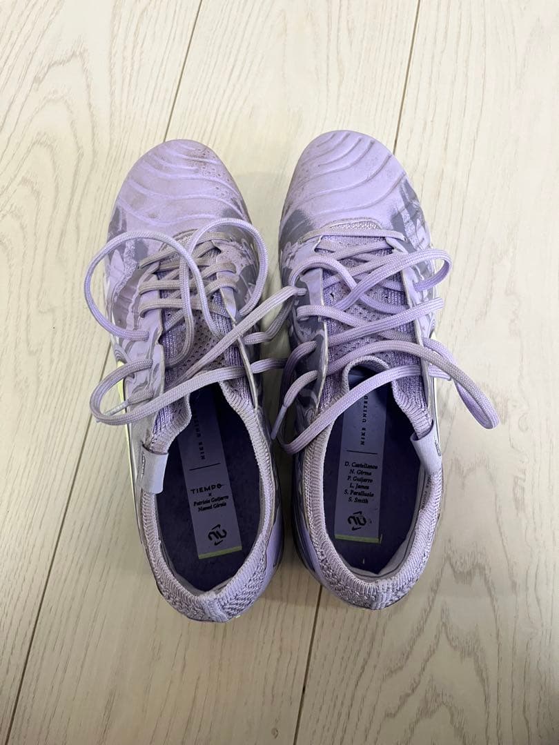 サッカーシューズ ナイキ　ティエンポ