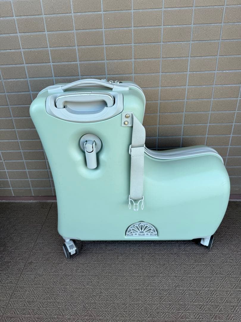 [キッズトラベル] 【子連れ旅行に革命 折りたたみタイプ子が乗れるキャリーケース