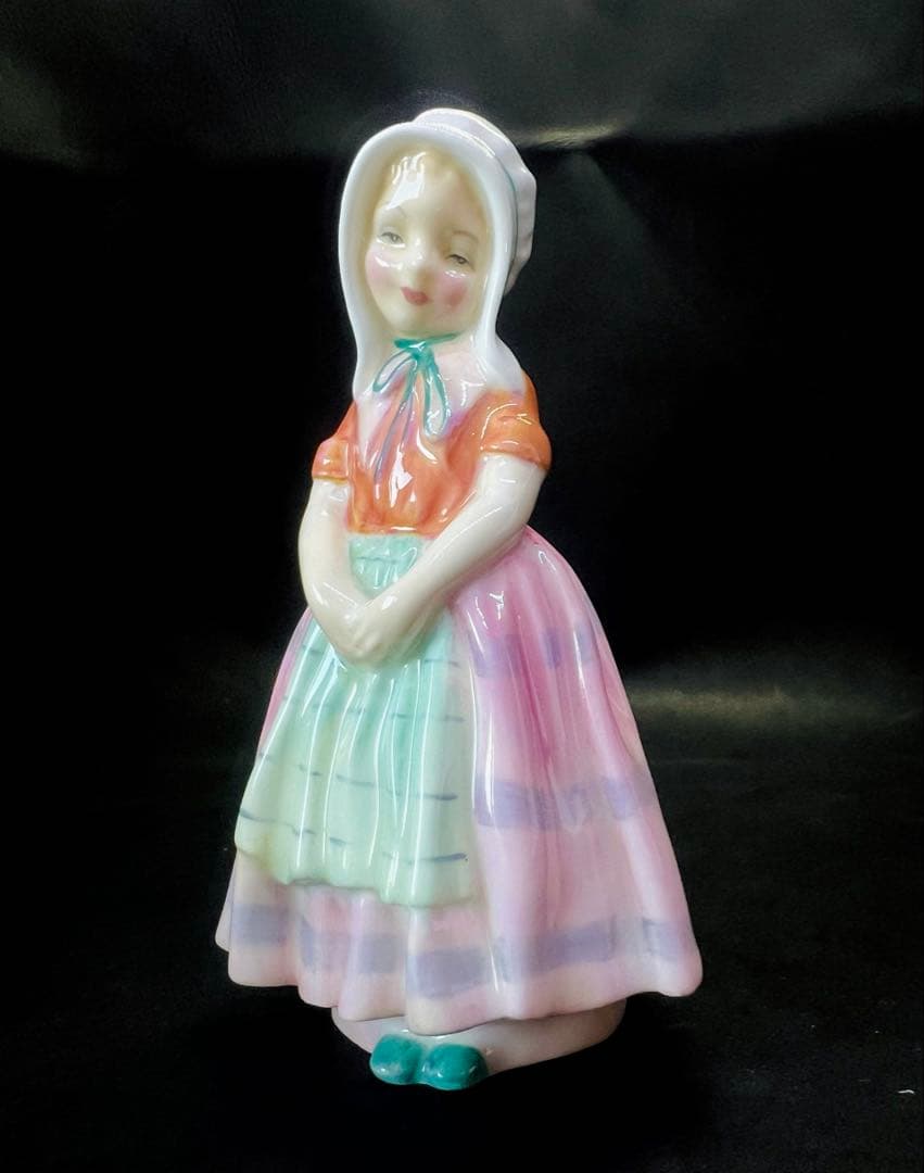 少女の陶器フィギュア アンティーク風