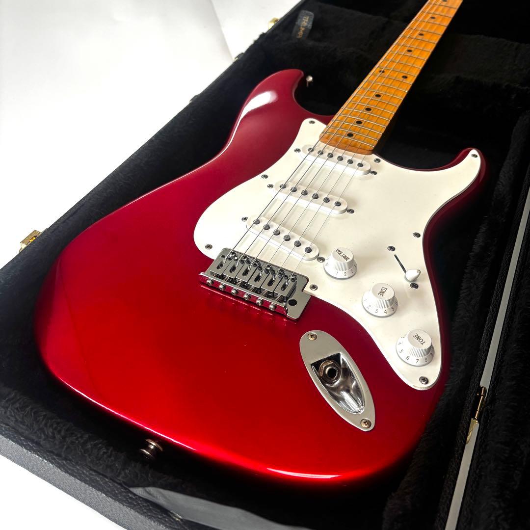 【人気のCAR】Squier by fender ストラトキャスター　2004年