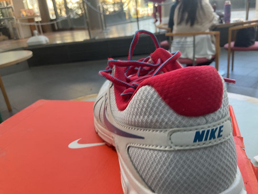 ナイキ　レボルーション2MSL 9.5 27.5センチ