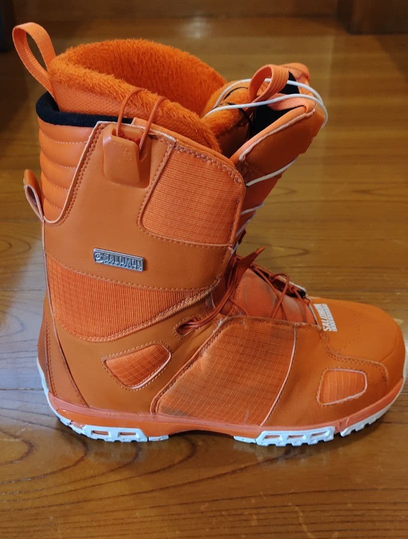 SALOMON スノーボードブーツ オレンジ 26cm