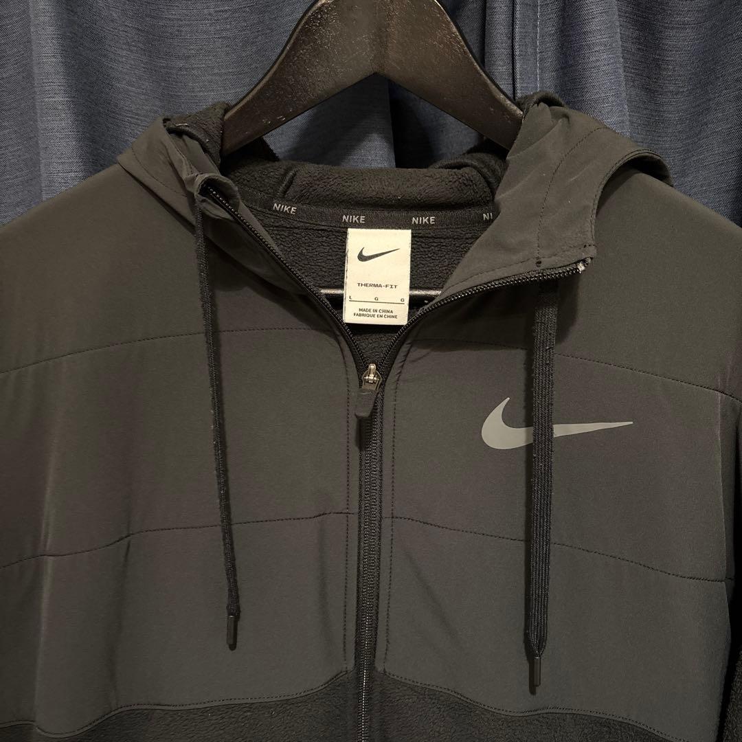 Nike ブラック　ジャージ上下セット 上L 下M