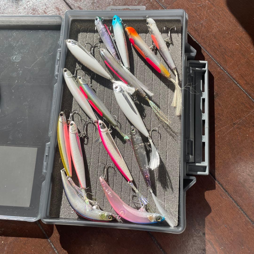 表層ルアー 15個セットケース付き＊最終値下げ＊