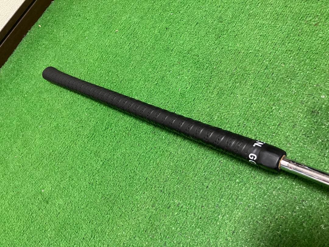 テーラーメイドROSSA 42インチ　パター