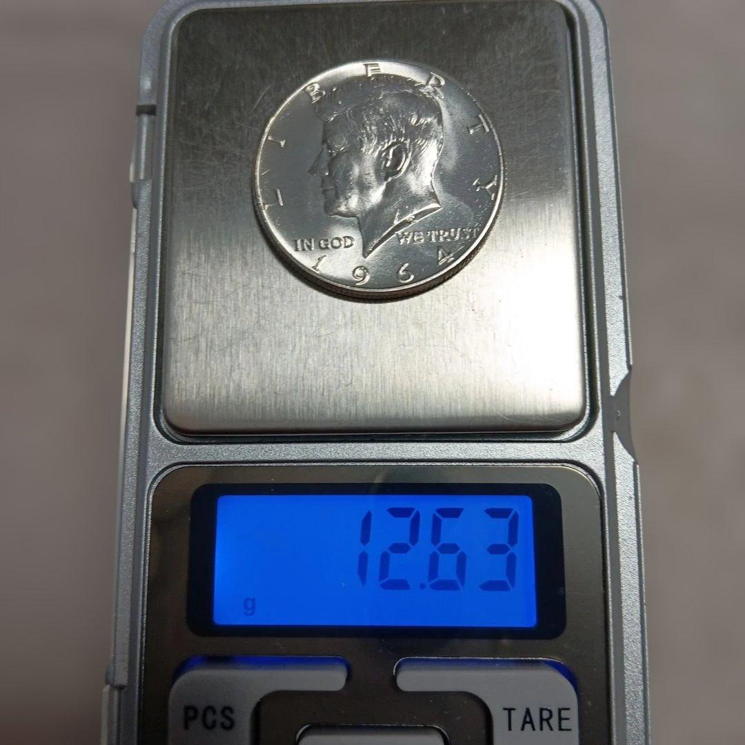 1964年 ケネディハーフダラー銀貨 アンティーク【銀90% 未使用】