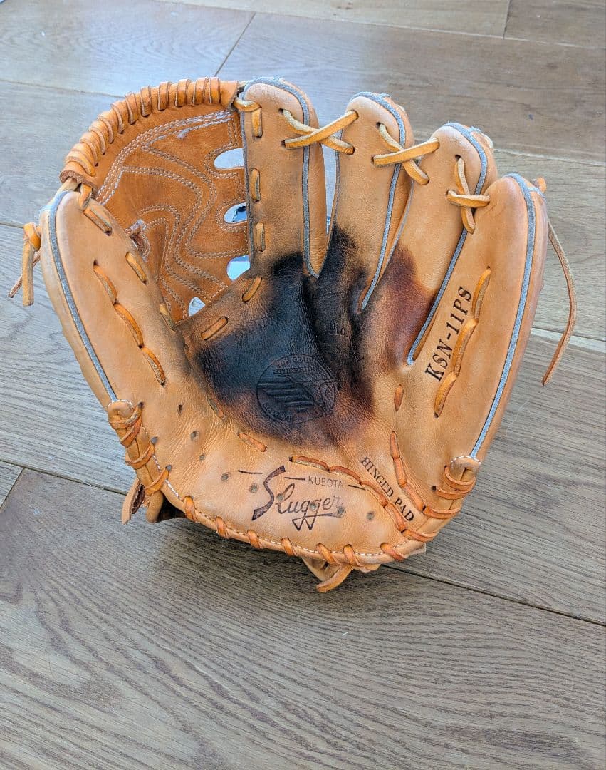 Slugger Aggressive プロフェッショナルプレイヤー用グローブ