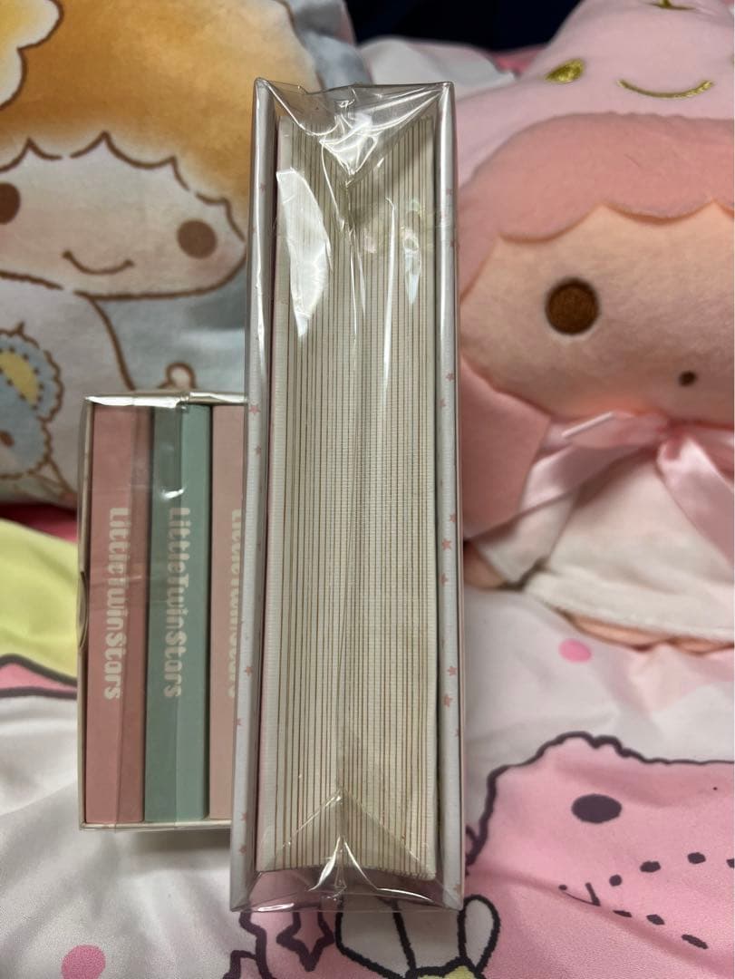 サンリオ キキララ 金髪 2013年BOOK型ケース＆ BOOK型メモ セット☆