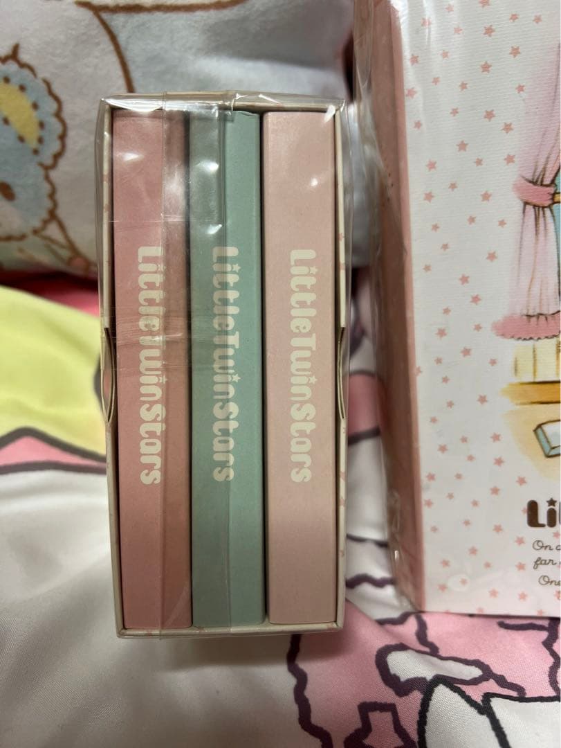 サンリオ キキララ 金髪 2013年BOOK型ケース＆ BOOK型メモ セット☆