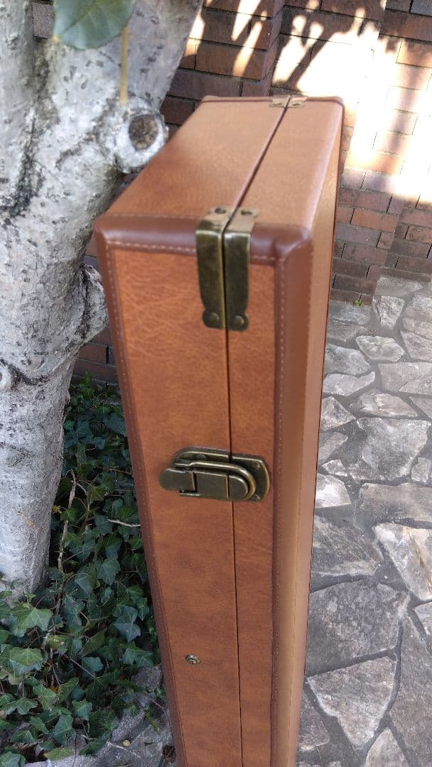 ビンテージマニアックス　ギブソンフライングＶ用ブラウン スリムケース