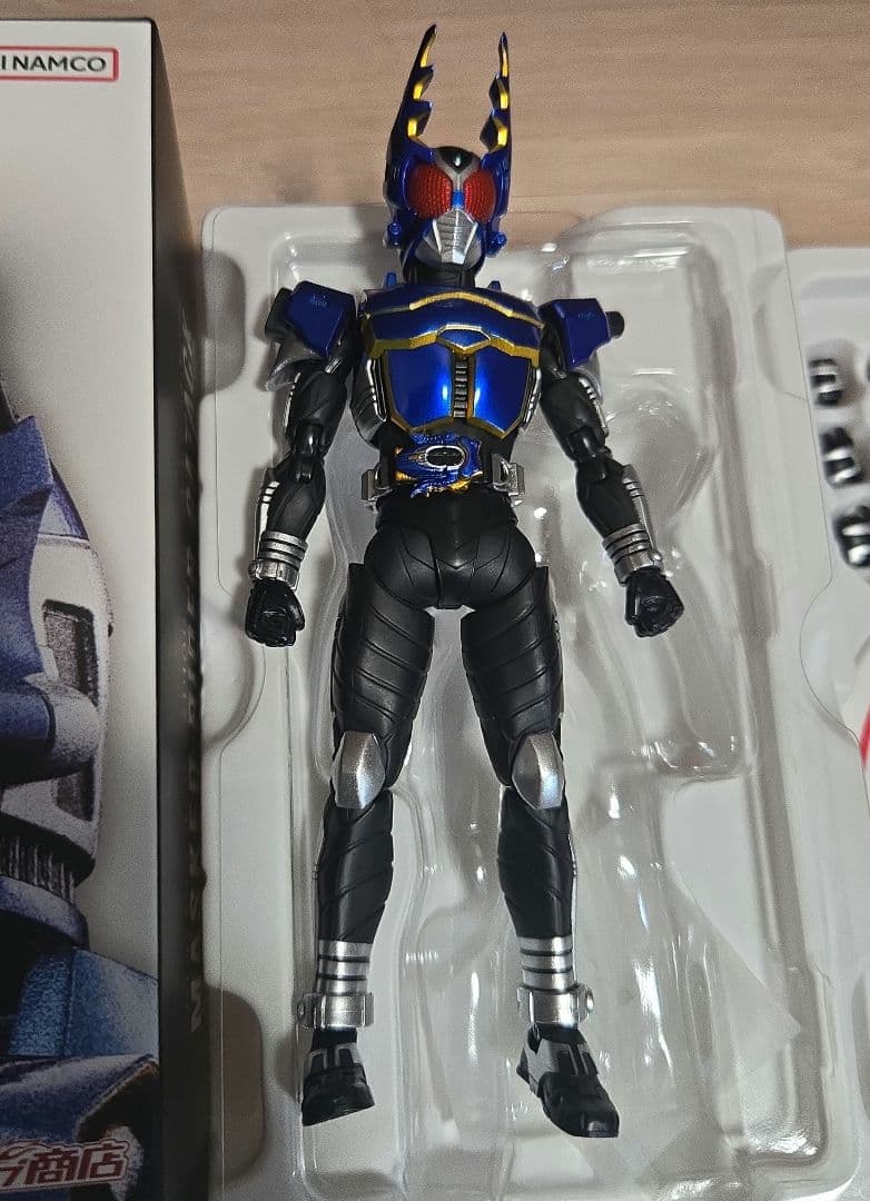 真骨彫 仮面ライダー カブト ガタック 10th Anniversary