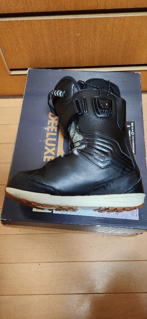 スノーボード deeluxe empire 26.5