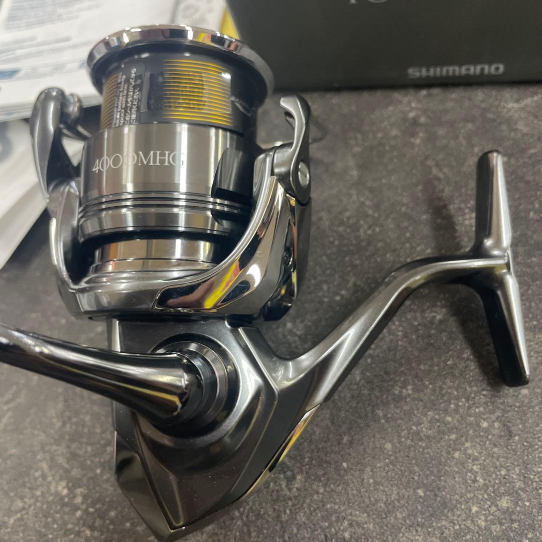 1回のみ使用シマノ 24ツインパワー 4000MHGスピニングリール
