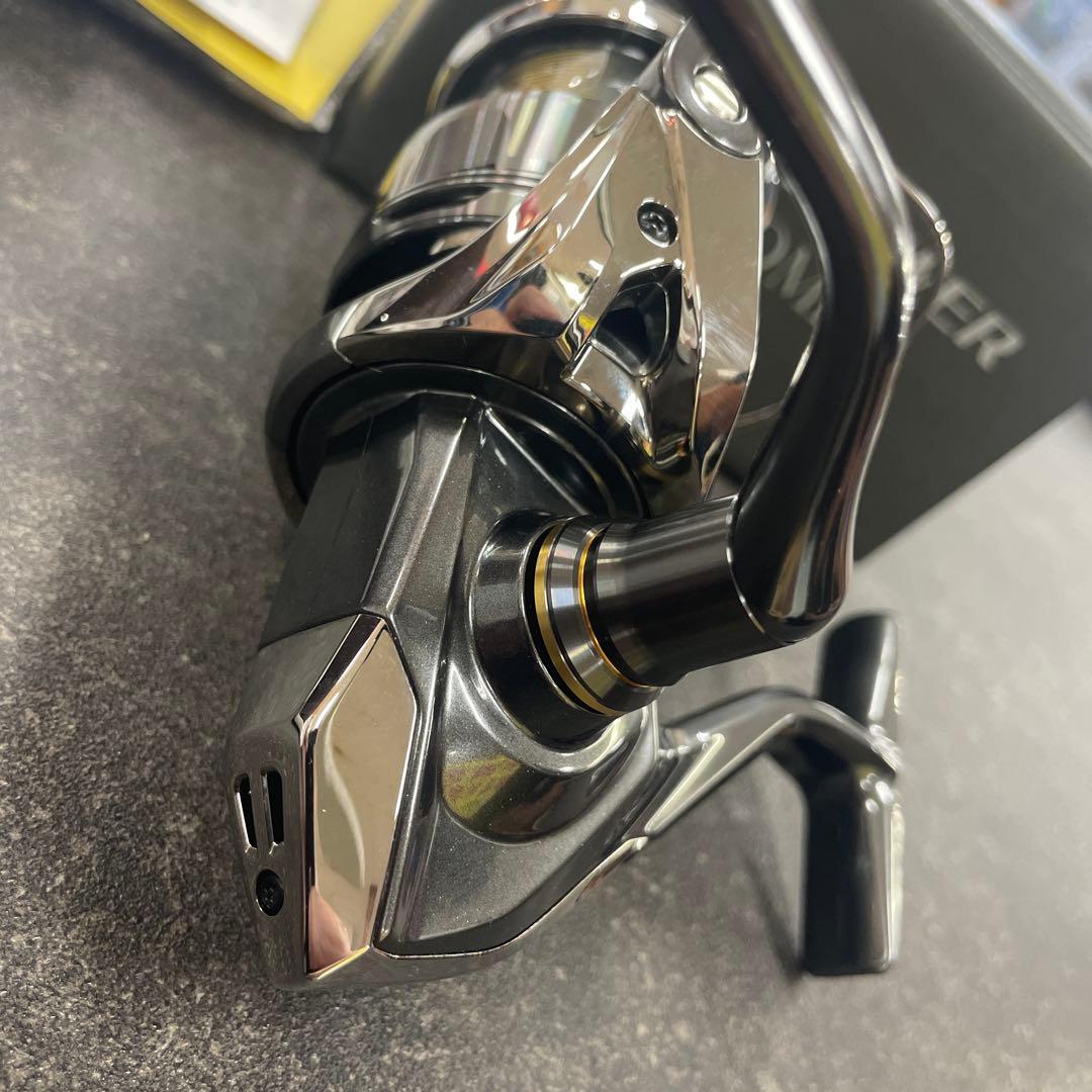 1回のみ使用シマノ 24ツインパワー 4000MHGスピニングリール