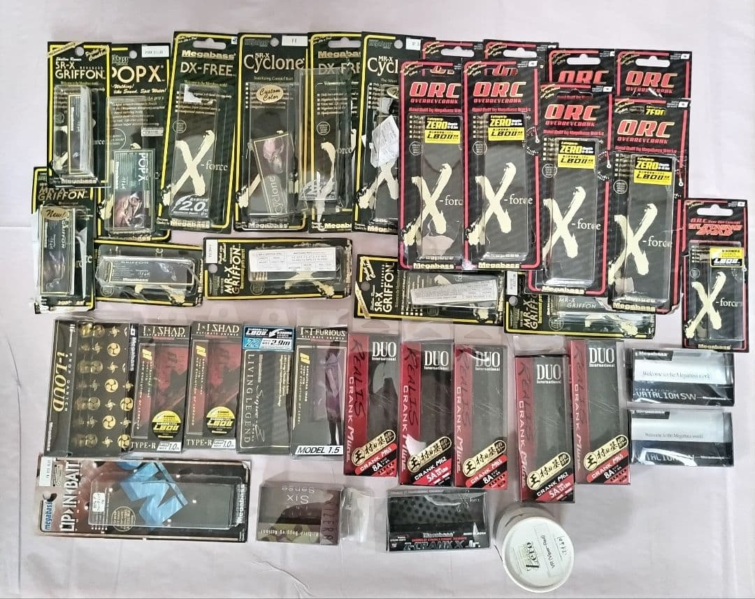 バス釣り引退セット/バスタックル整理品/ルアー各種 Megabass
