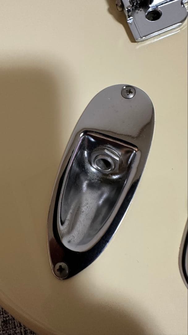 A*G様 Fender Stratocaster アイボリー