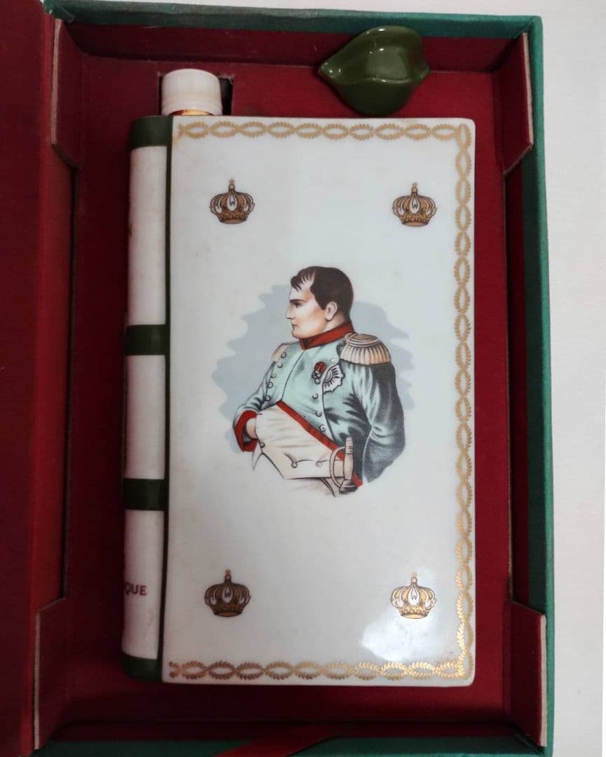 【未開封】CAMUS ナポレオン ブック ブランデー 陶器製