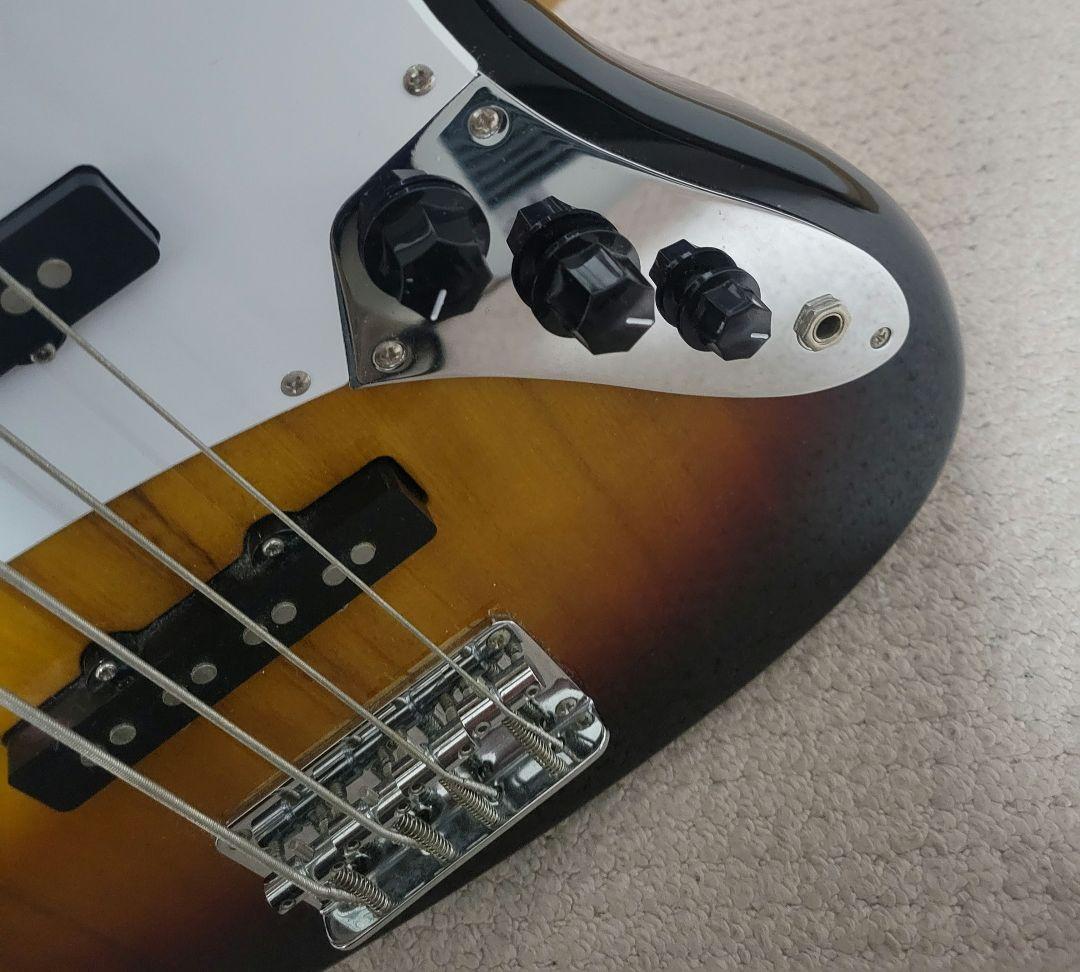 BUSKERSエレキベース