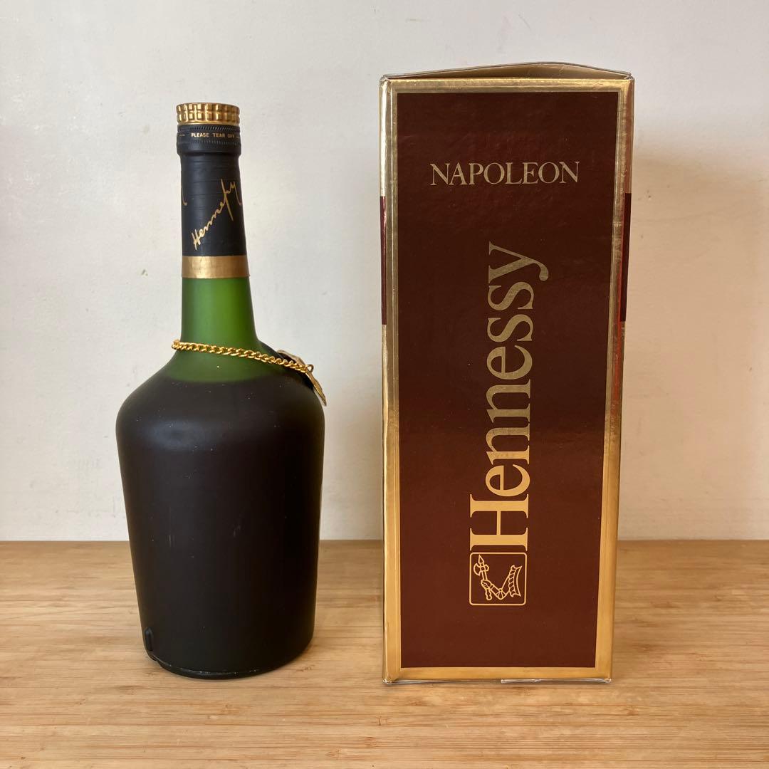 未開栓 700ml Hennessy ヘネシー ナポレオン コニャック 箱入り