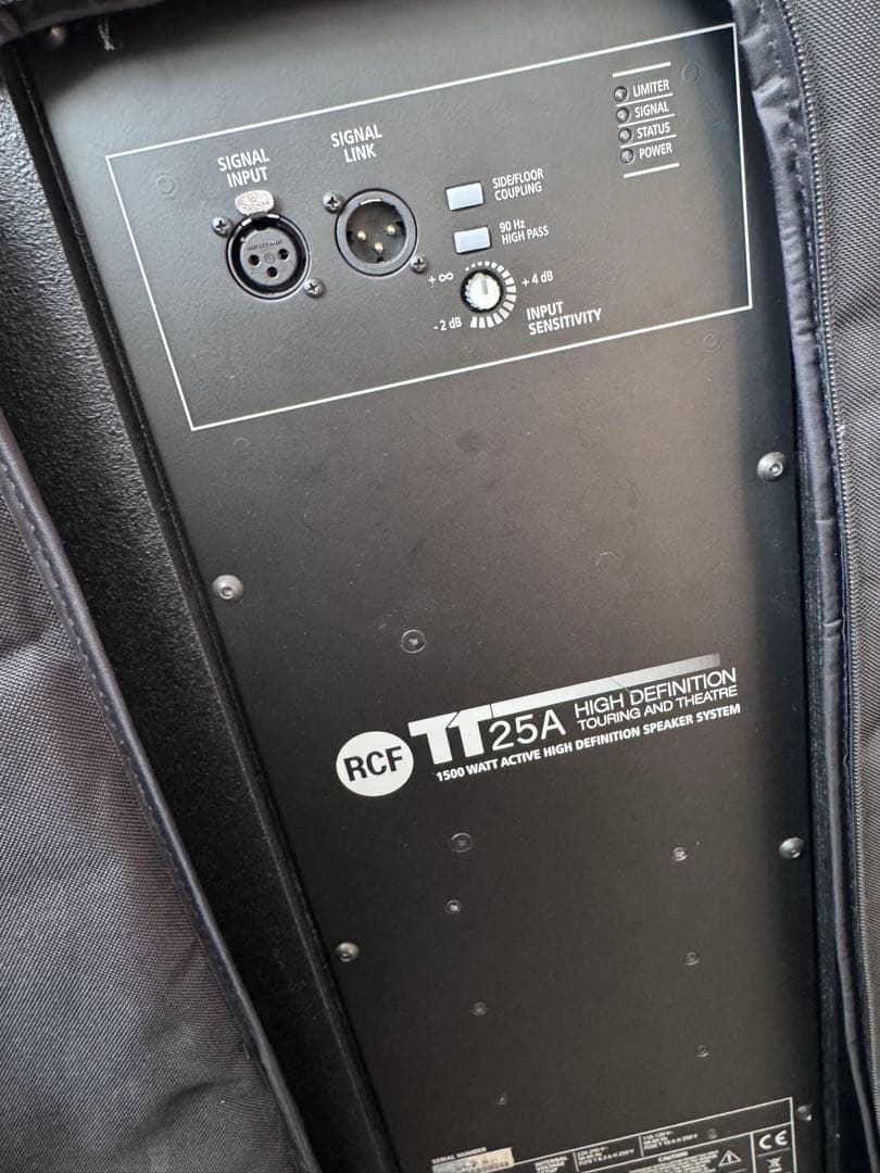 高出力！　RCF TT25A 15インチパワードスピーカー