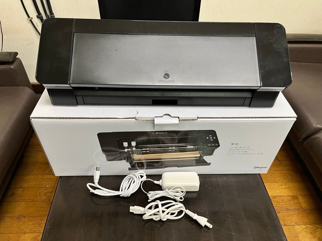 silhouette CAMEO4 カッティングマシン