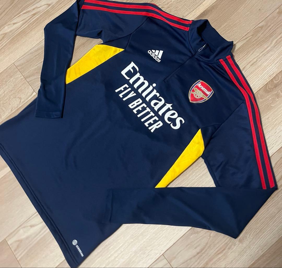 adidas アーセナル　Arsenal トレーニングトップ　中古　国内M