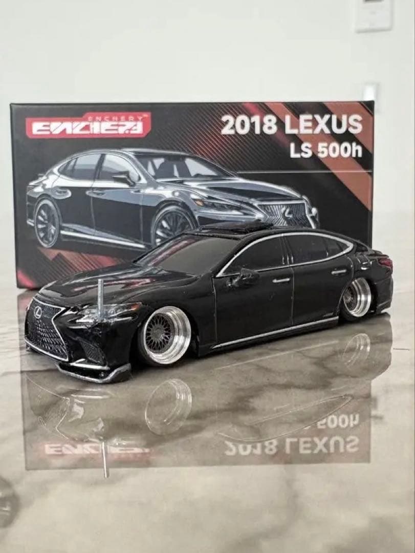 LEXUS LS500h ミニカー 1/64 2月7日まで限定セール