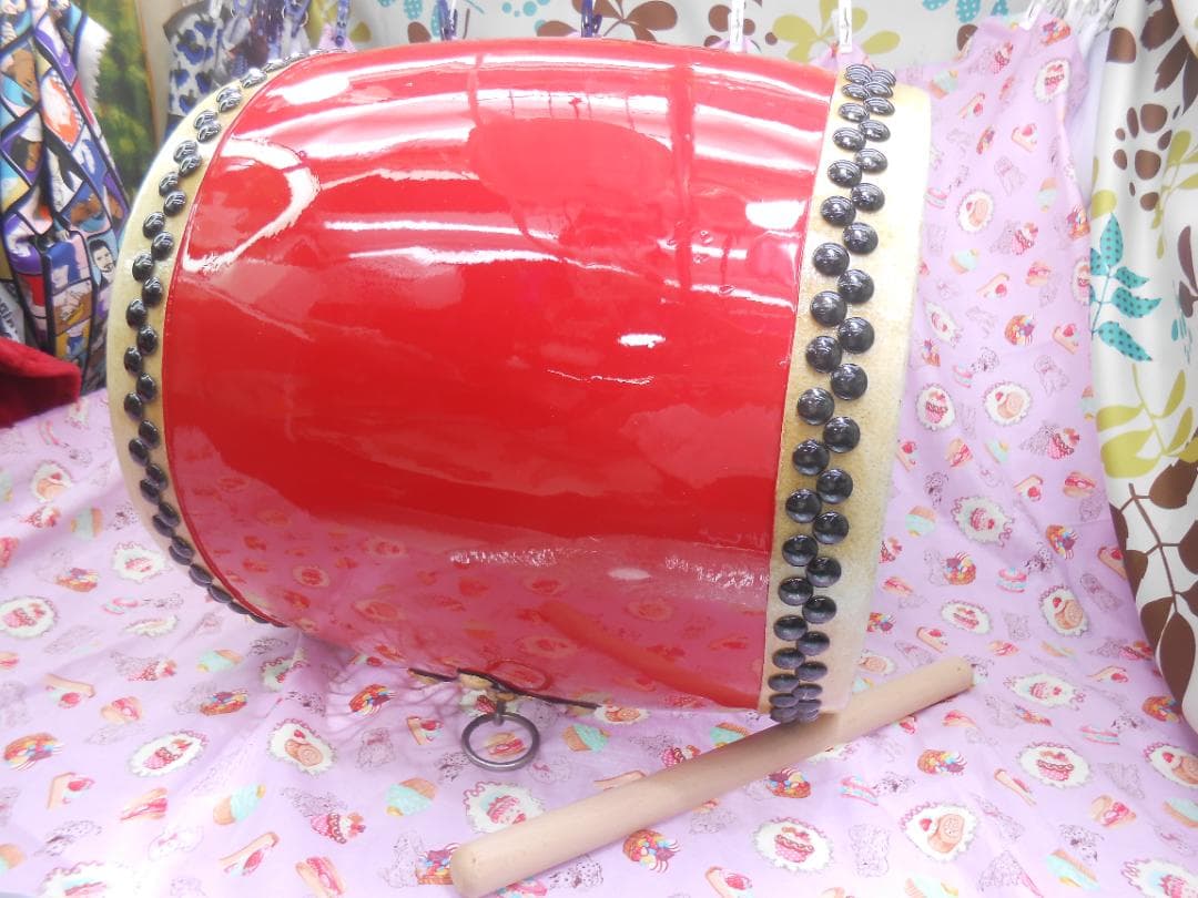 限艇新品未使用(送料無料)26.980円　エイサー大太鼓36cm*40cm　撥付