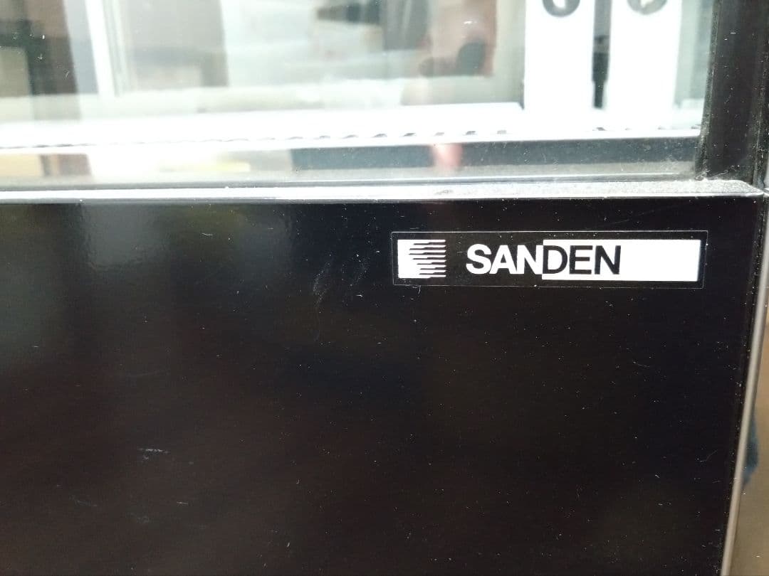 【送料込】中古 サンデン冷蔵ショーケース TSR-090XB-C キャスター付き