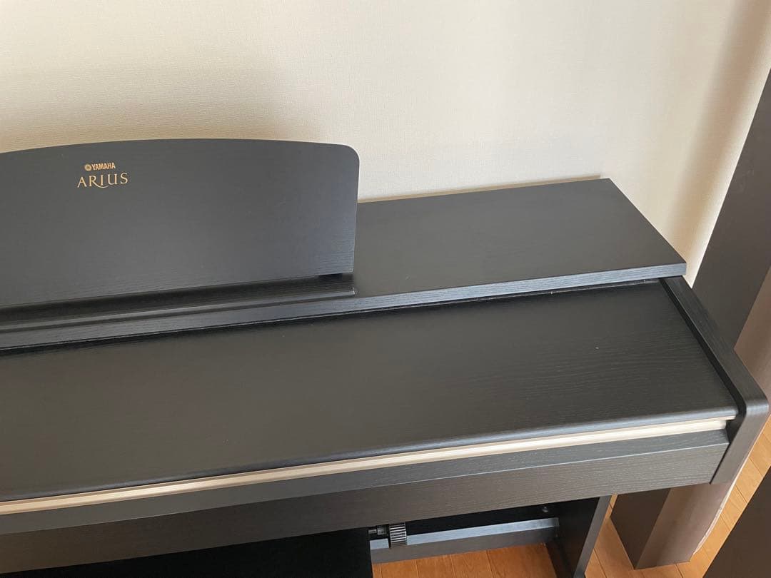 YAMAHA ARIUS 電子ピアノ（椅子・説明書・名曲50選付き・別出品）