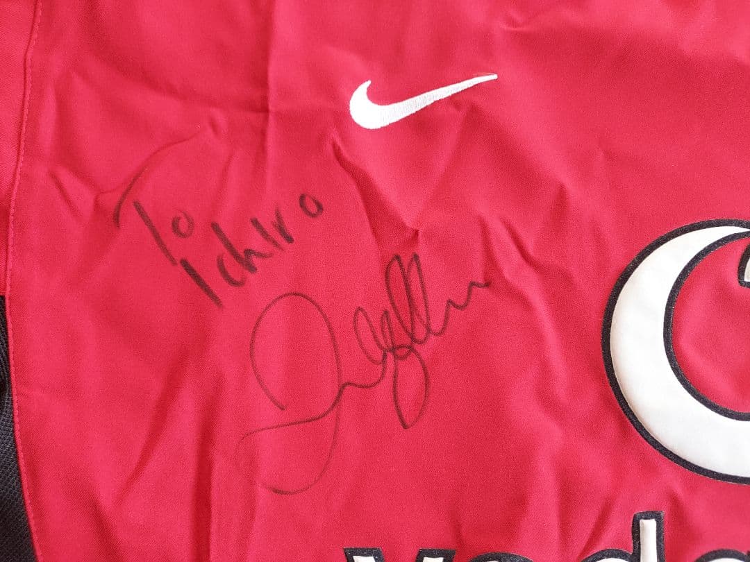 ★デイビット・ベッカム『直筆サイン入り ユニフォーム』マンチェスターユナイテッド