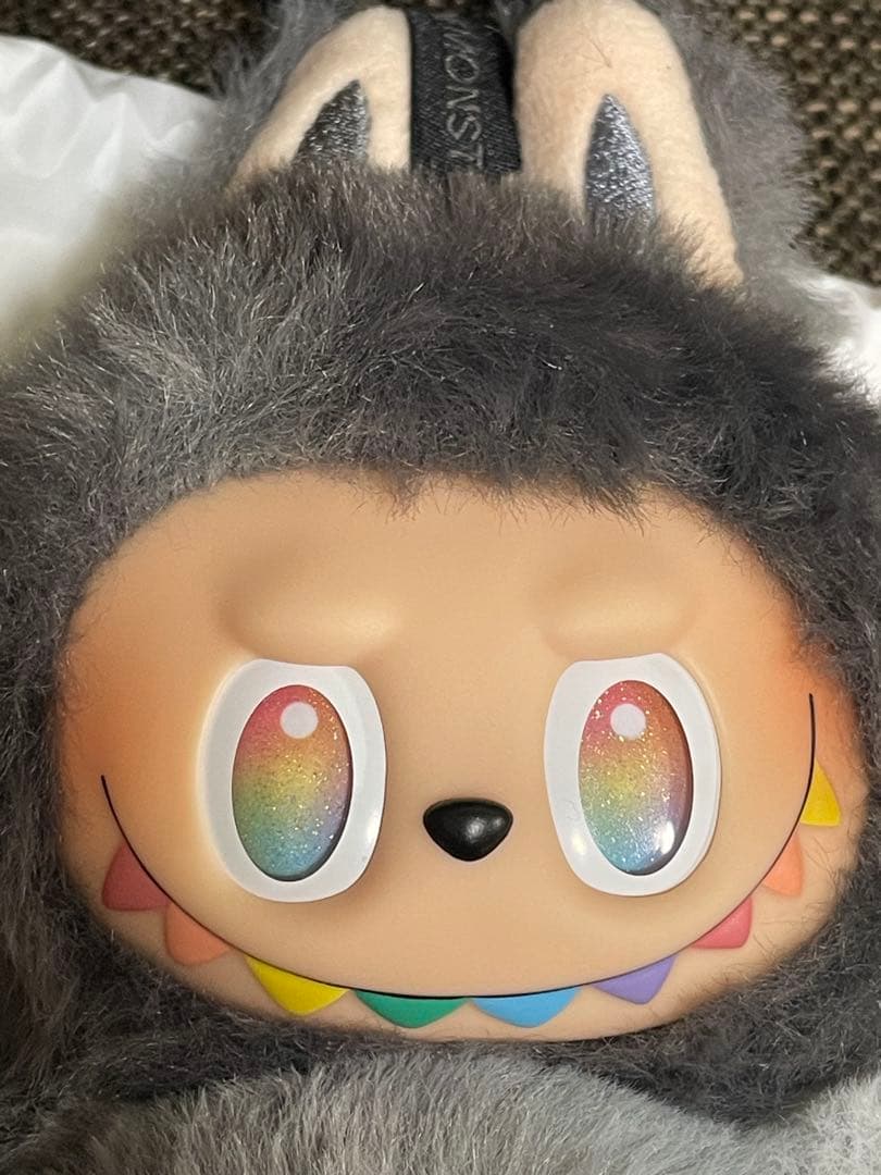 ポップマート ザ モンスターズ (ラブブ) ビッグイントゥエナジー アイディ