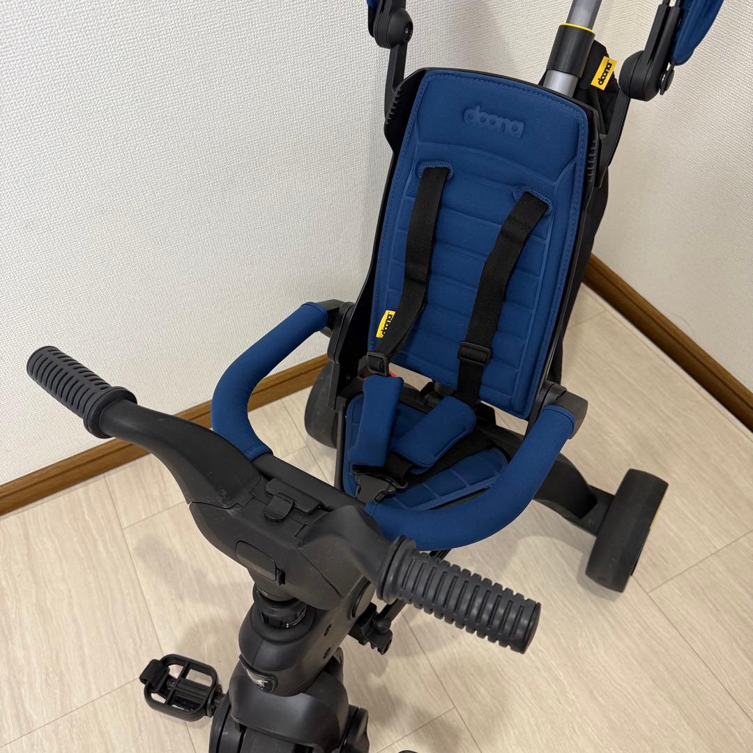 doonaドゥーナ リキトライク　世界最小 折りたたみ三輪車　ロイヤルブルー