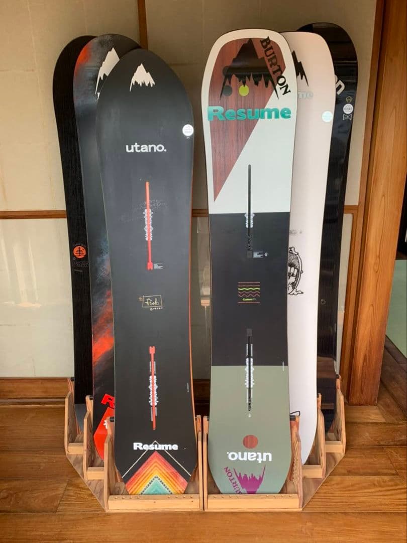 スノーボードディスプレイスタンドラック　３本用　右側用　カラーウォルナット