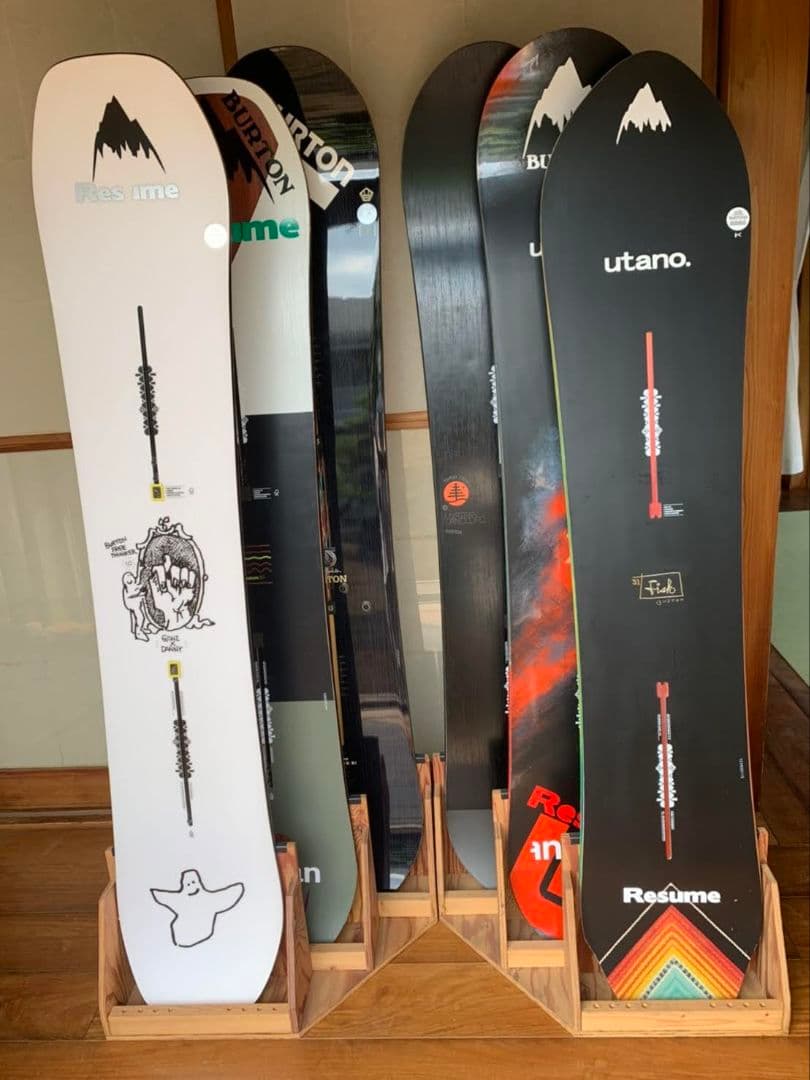 スノーボードディスプレイスタンドラック　３本用　右側用　カラーウォルナット