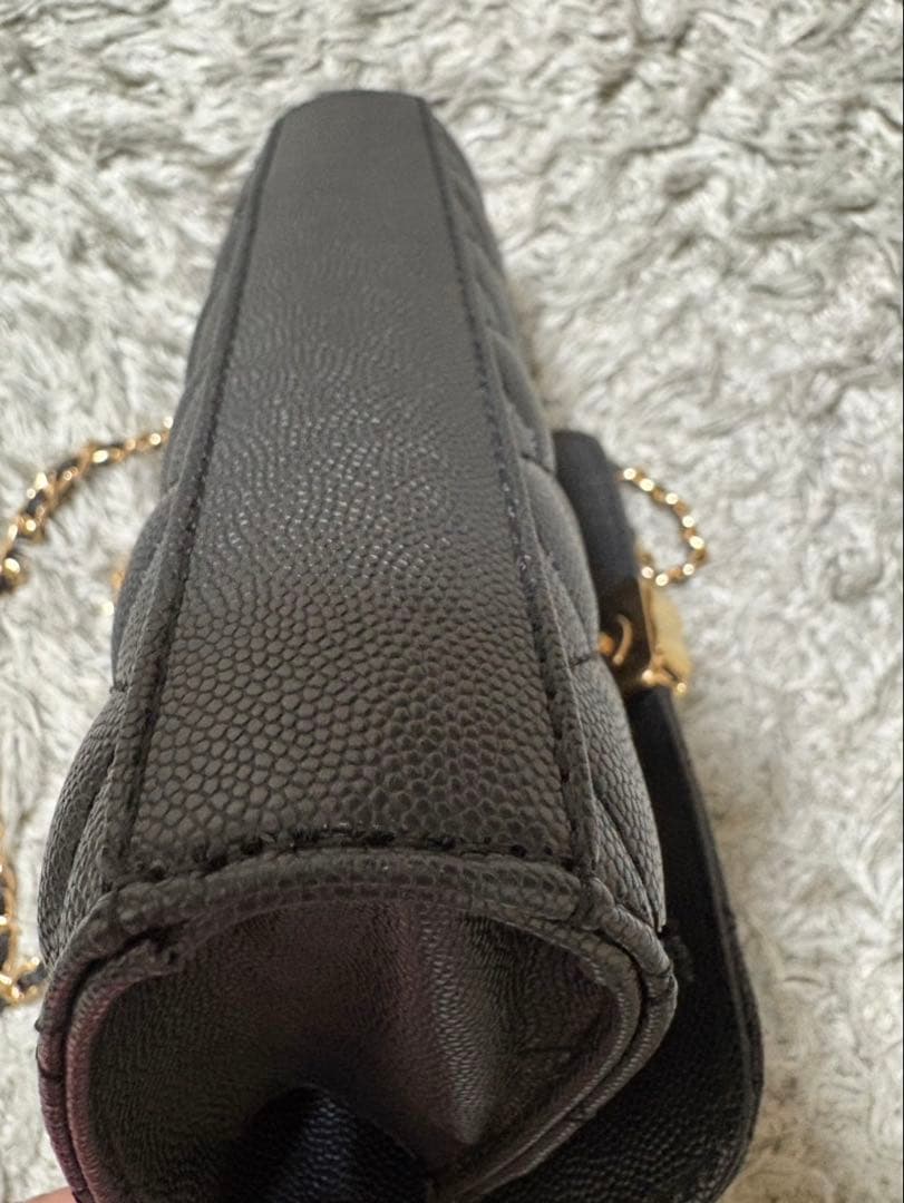 CHANEL ブラックレザー バッグ　ノベルティ