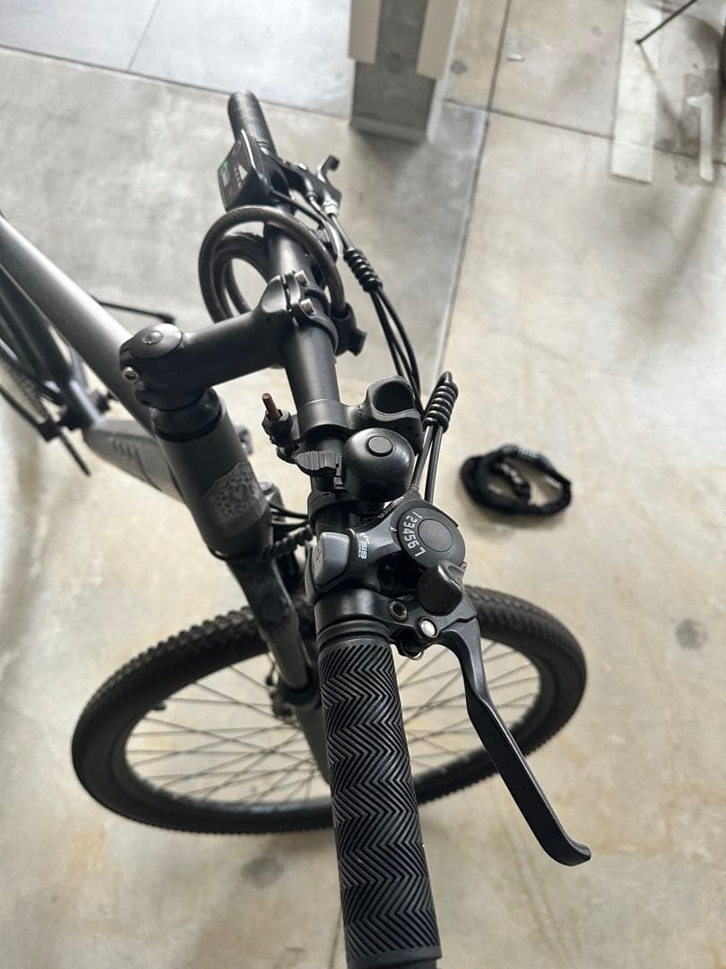 スポーツタイプ 電動アシスト自転車 ブラック　ジャンク