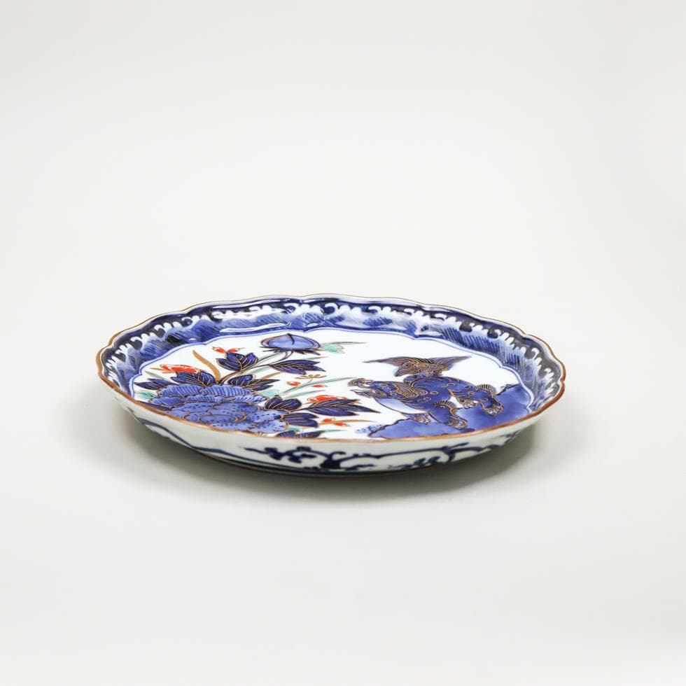 古伊万里 大明成化年製 唐獅子牡丹 飾皿 22cm 収納箱付