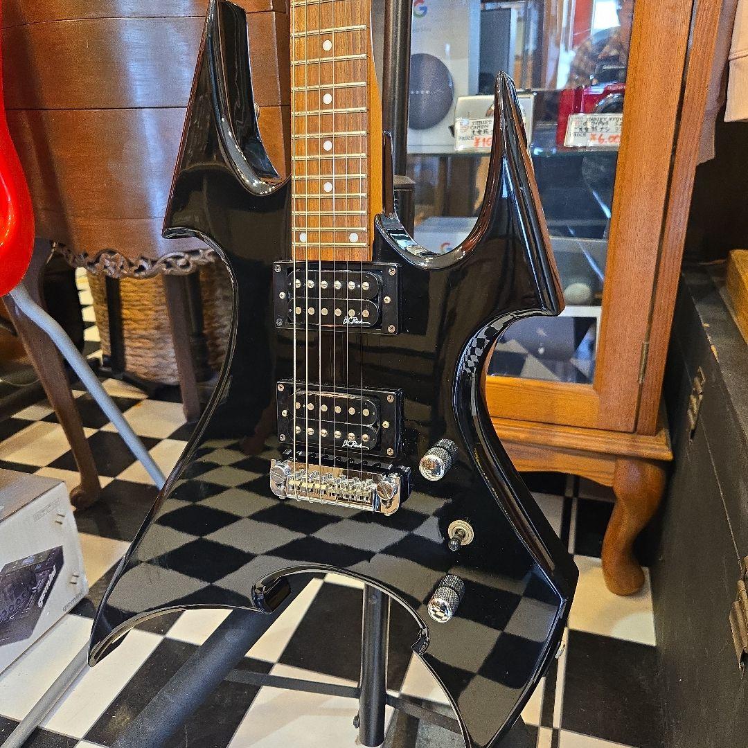 B.C.Rich BRONZE SERIES BEAST エレキギター