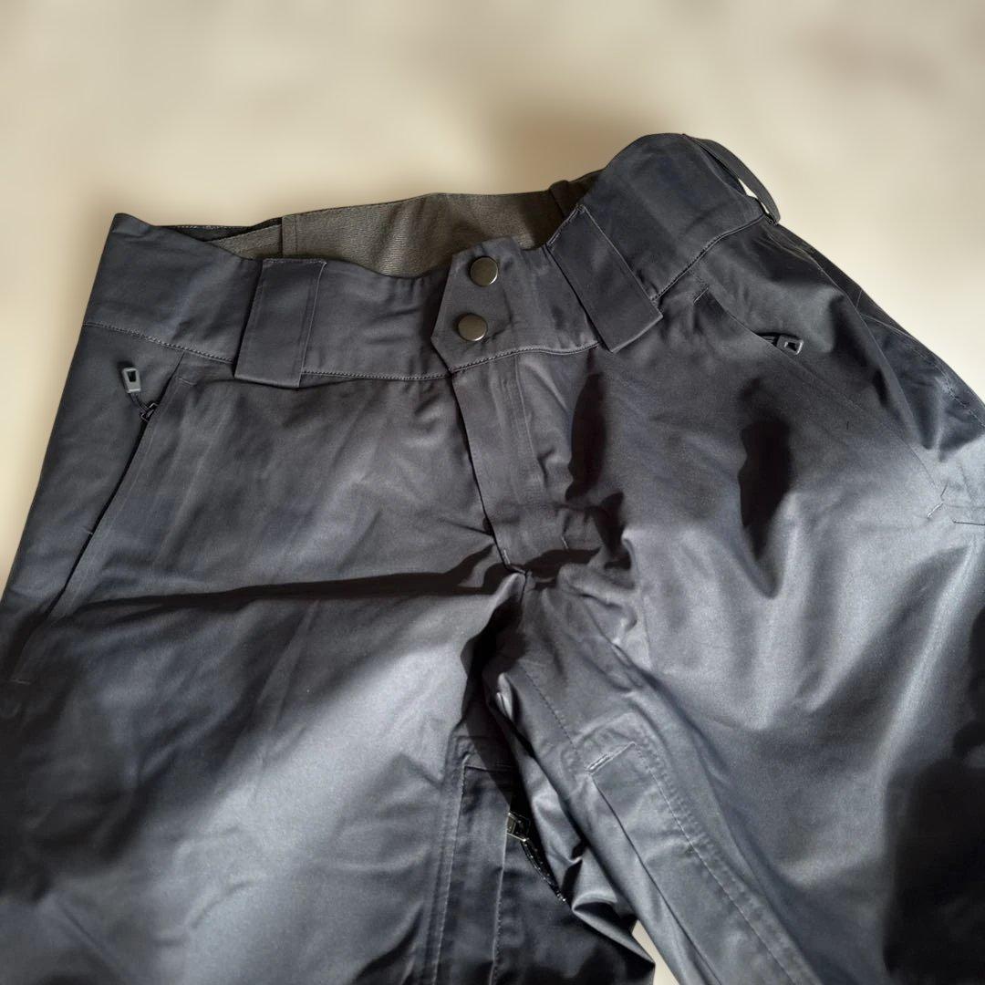 パタゴニア　ウィメンズ・インサレーテッド・スノーベル・パンツ　サイズS