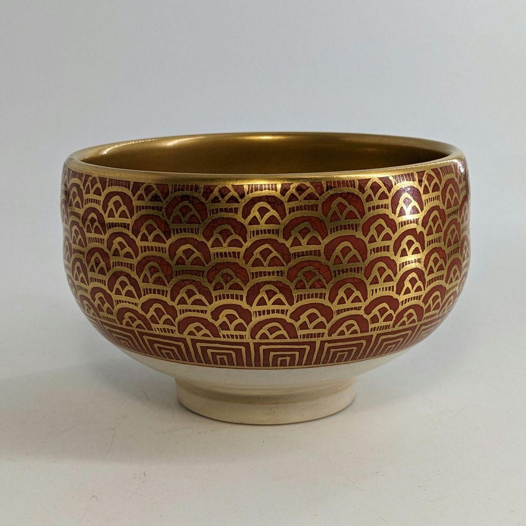 明山 九谷焼 金彩波文茶盌 共箱合布 抹茶碗 抹茶茶碗 茶道具 茶器 食器 茶陶