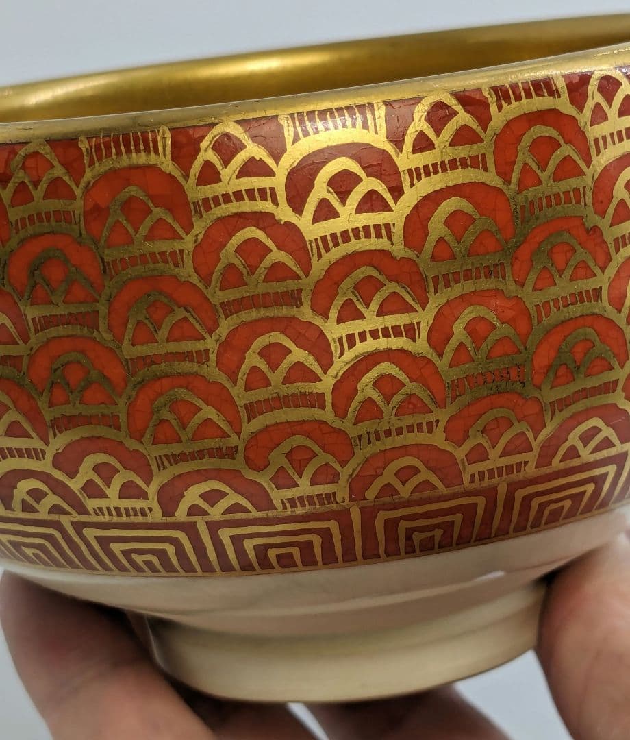 明山 九谷焼 金彩波文茶盌 共箱合布 抹茶碗 抹茶茶碗 茶道具 茶器 食器 茶陶