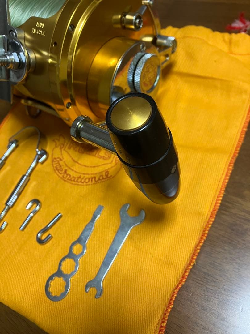 PENN International II リール 80STW