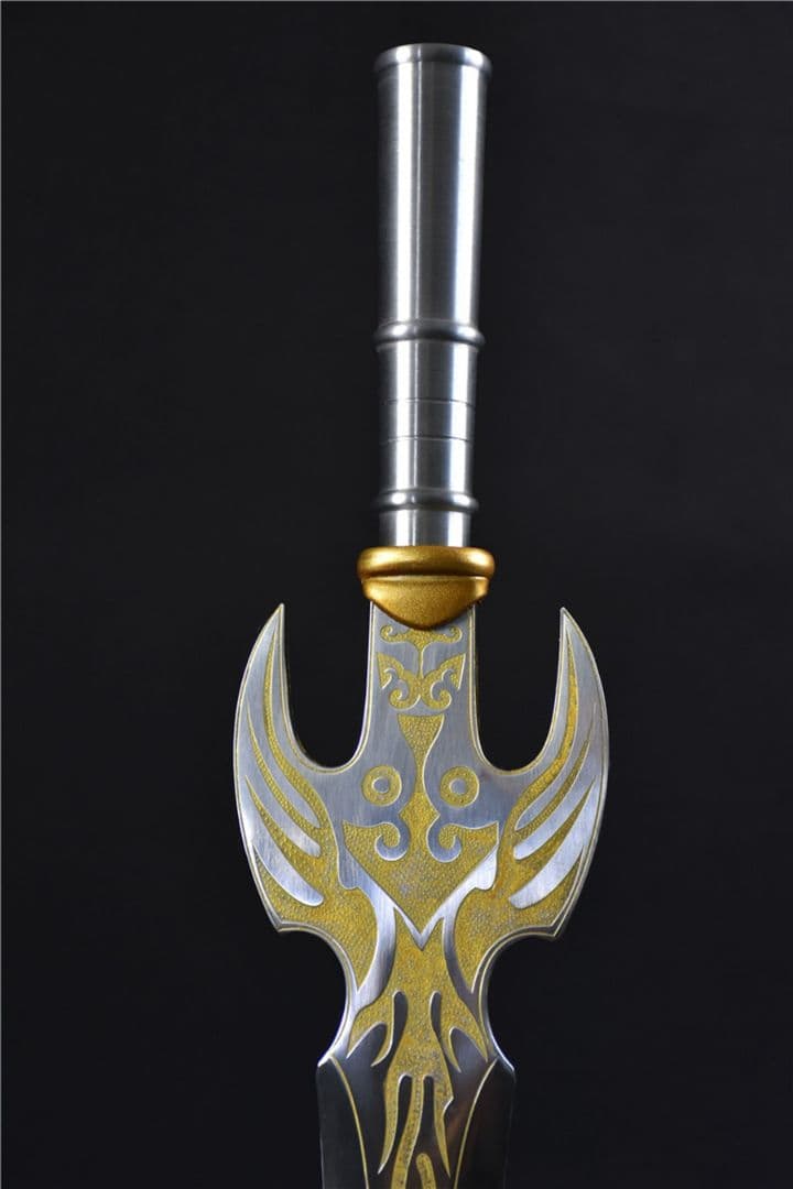 タカが大空を攻撃する 古兵器   武具　刀装具　日本刀　模造刀 居合刀 長尺