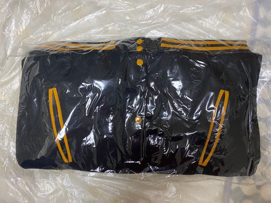 【未開封未着用】新しい学校のリーダーズAG!ロゴスタジャン!XL公式限定グッズ