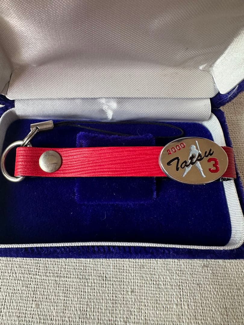 立浪和義監督の現役時代　2000本安打公式記念ストラップ