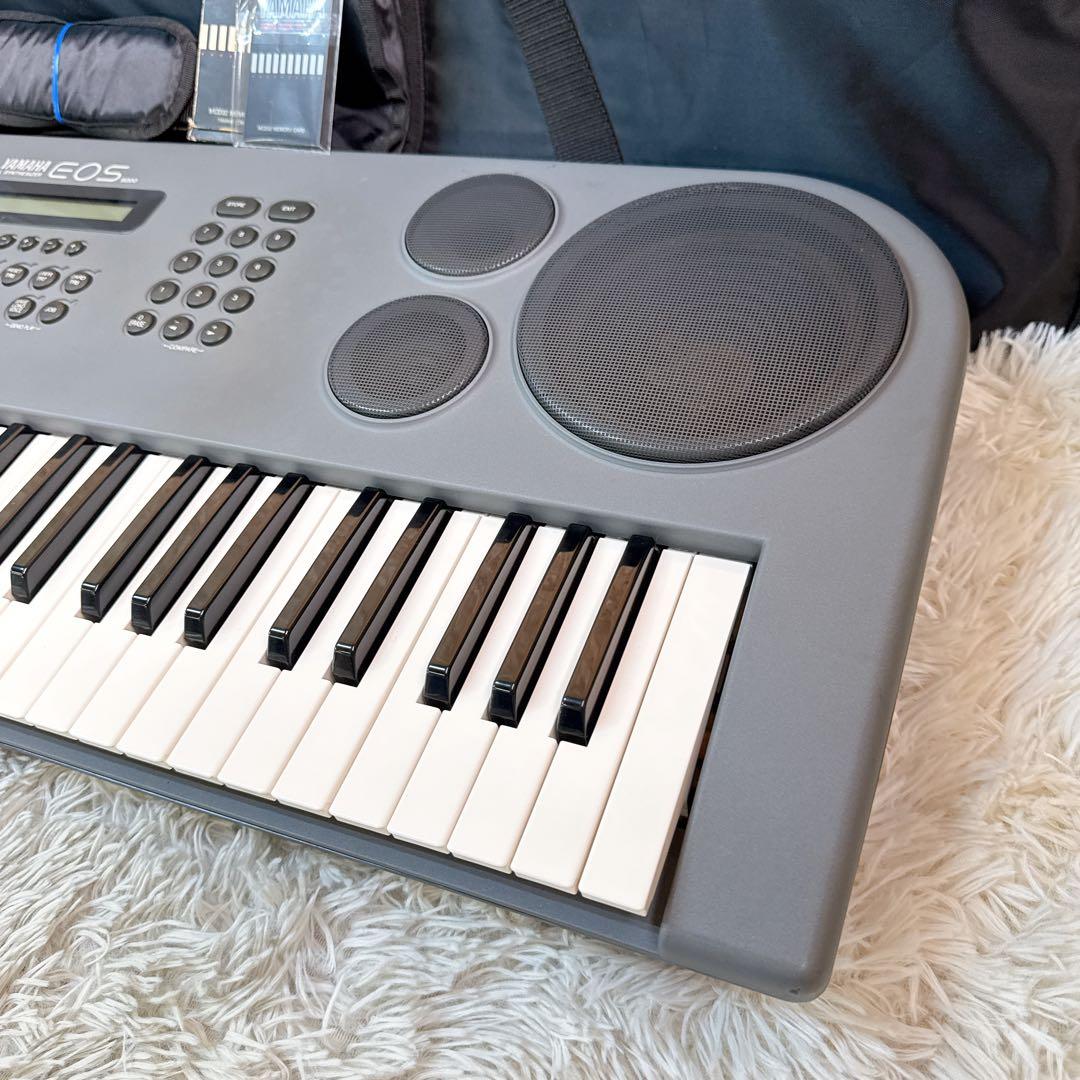 YAMAHA シンセサイザー EOS B200 61鍵盤 ケース+カード付き