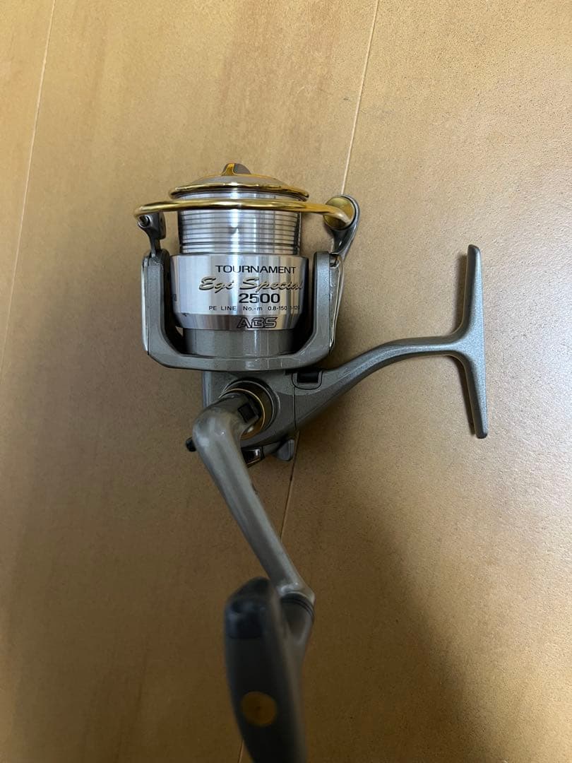 ダイワ　スピニングリール