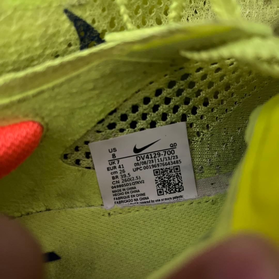 Nike ランニングシューズ イエロー