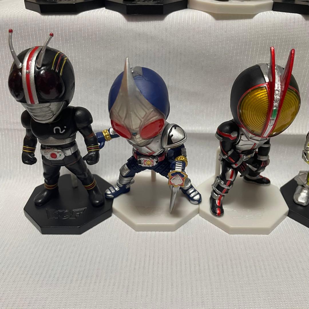 仮面ライダーワールドコレクタブル　24体